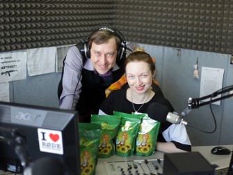 «Семечки Покровские» пришлись по вкусу слушателям «Катунь FM»